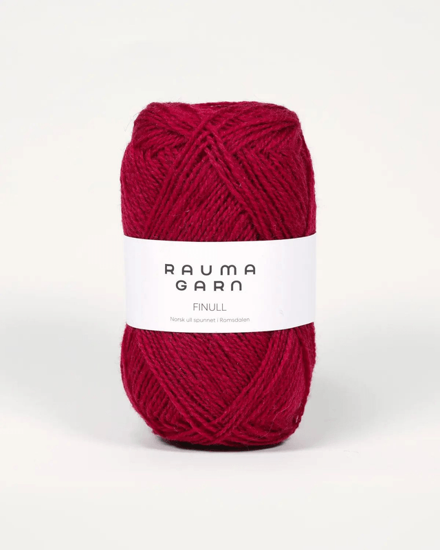 Rauma Finull - 0499 - Dark Raspberry Red